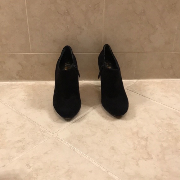 Cole Haan high heels bootie. - Picture 2 of 5